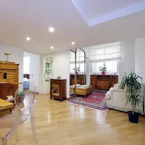 Barberini Apartment Rome
